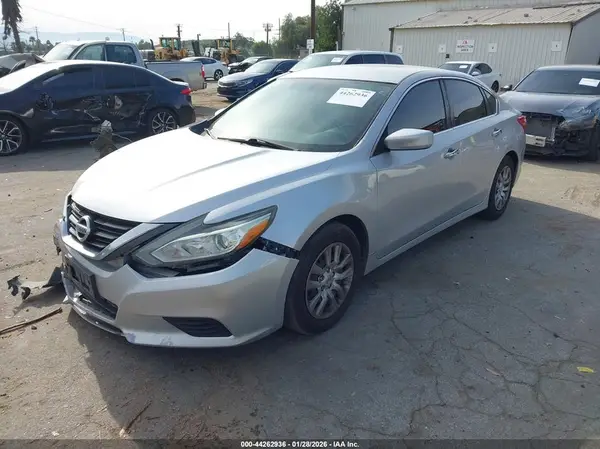 1N4AL3APXGC136661 2016 NISSAN ALTIMA - Image 2