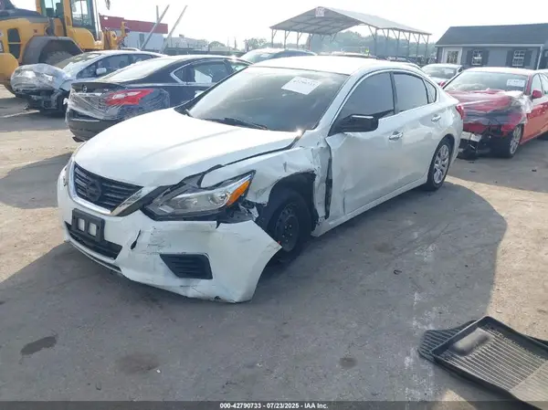1N4AL3APXGC136840 2016 NISSAN ALTIMA - Image 2