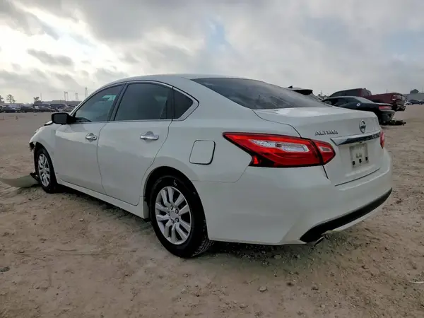 1N4AL3APXGC137583 2016 NISSAN ALTIMA - Image 2