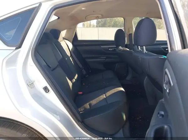 1N4AL3APXGC139009 2016 NISSAN ALTIMA - Image 8