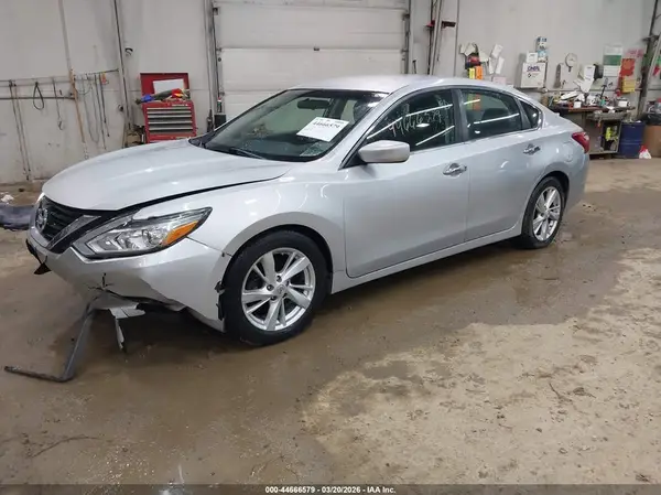 1N4AL3APXGC142735 2016 NISSAN ALTIMA - Image 2