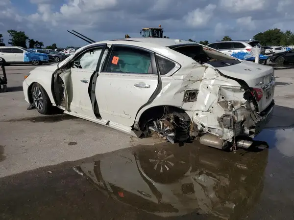 1N4AL3APXGC152410 2016 NISSAN ALTIMA - Image 2