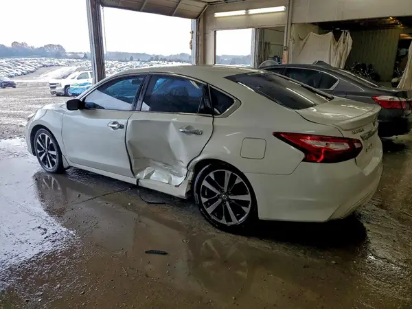 1N4AL3APXGC160071 2016 NISSAN ALTIMA - Image 2