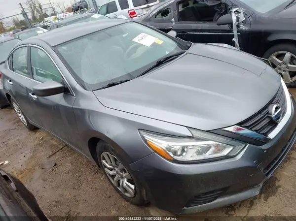 1N4AL3APXGC173192 2016 NISSAN ALTIMA - Image 1