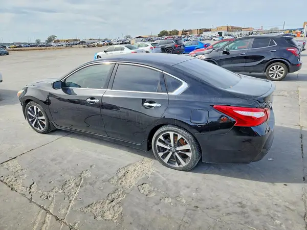 1N4AL3APXGC184855 2016 NISSAN ALTIMA - Image 2