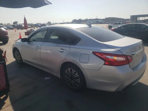 1N4AL3APXGC191692 2016 NISSAN ALTIMA - Image 2