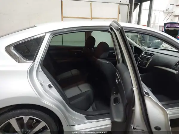 1N4AL3APXGC207163 2016 NISSAN ALTIMA - Image 8
