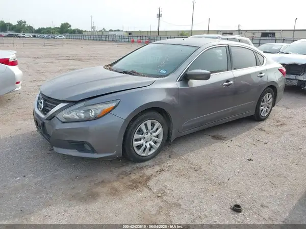 1N4AL3APXGC208099 2016 NISSAN ALTIMA - Image 2