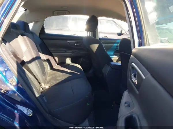 1N4AL3APXGC213724 2016 NISSAN ALTIMA - Image 3