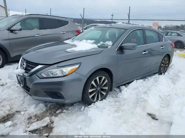 1N4AL3APXGC215005 2016 NISSAN ALTIMA - Image 2