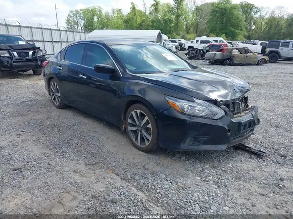 1N4AL3APXGC216719 2016 NISSAN ALTIMA - Image 1