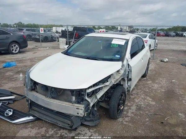 1N4AL3APXGC218907 2016 NISSAN ALTIMA - Image 2