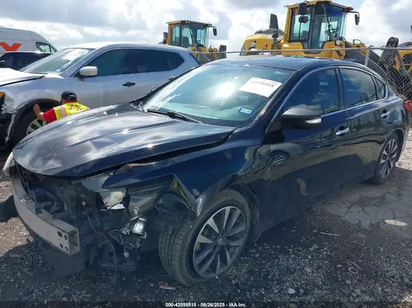 1N4AL3APXGC226747 2016 NISSAN ALTIMA - Image 2
