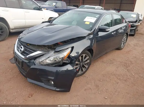 1N4AL3APXGC230765 2016 NISSAN ALTIMA - Image 2