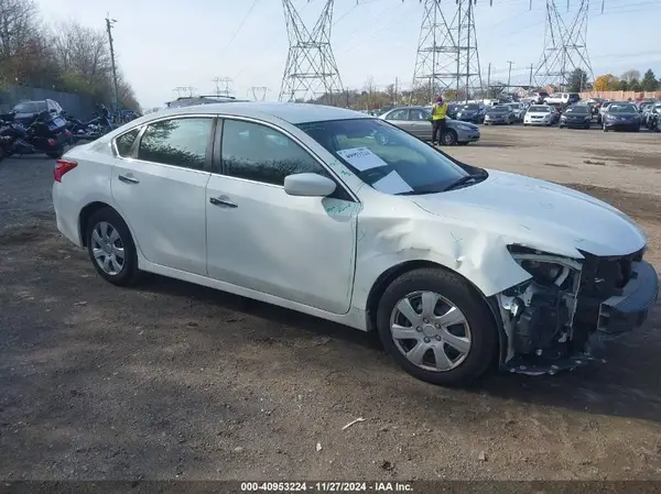 1N4AL3APXGC235030 2016 NISSAN ALTIMA - Image 1