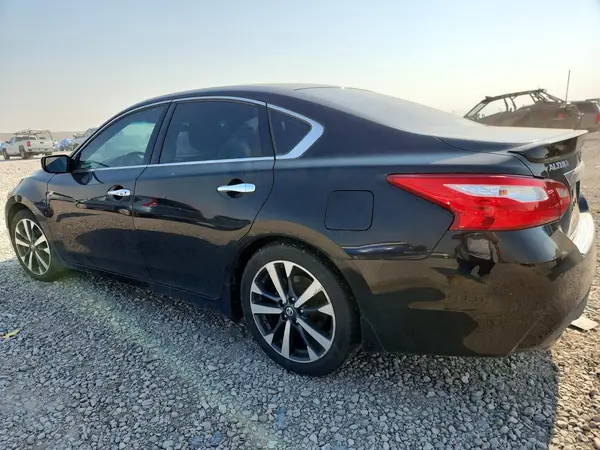 1N4AL3APXGC235576 2016 NISSAN ALTIMA - Image 2