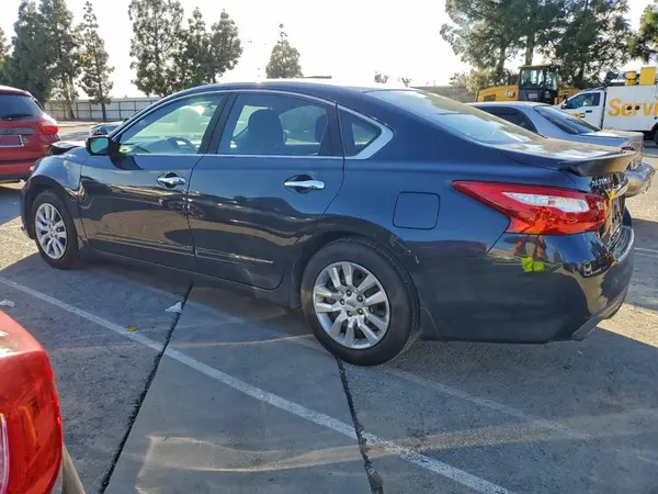1N4AL3APXGC238610 2016 NISSAN ALTIMA - Image 2