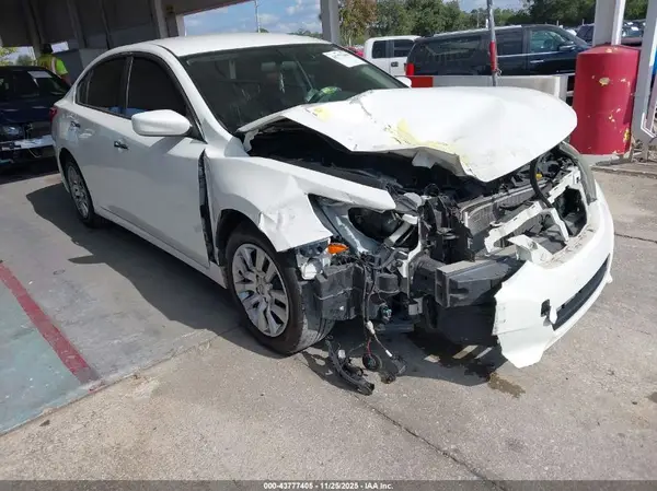 1N4AL3APXGC240180 2016 NISSAN ALTIMA - Image 1