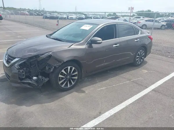 1N4AL3APXGC245895 2016 NISSAN ALTIMA - Image 2