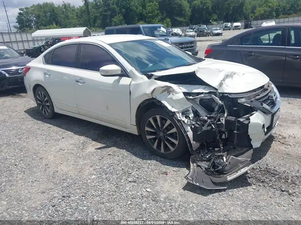1N4AL3APXGC248828 2016 NISSAN ALTIMA - Image 1
