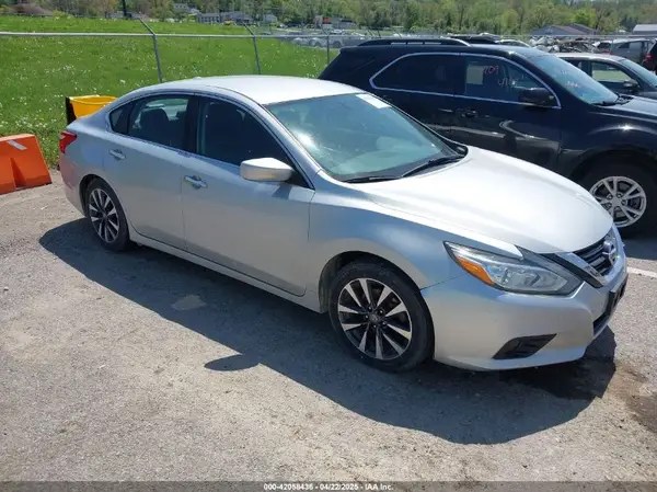 1N4AL3APXGC252166 2016 NISSAN ALTIMA - Image 1