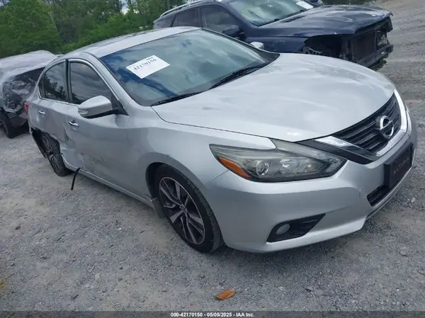 1N4AL3APXGC254581 2016 NISSAN ALTIMA - Image 1