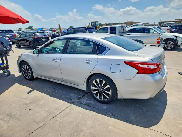 1N4AL3APXGC257481 2016 NISSAN ALTIMA - Image 2