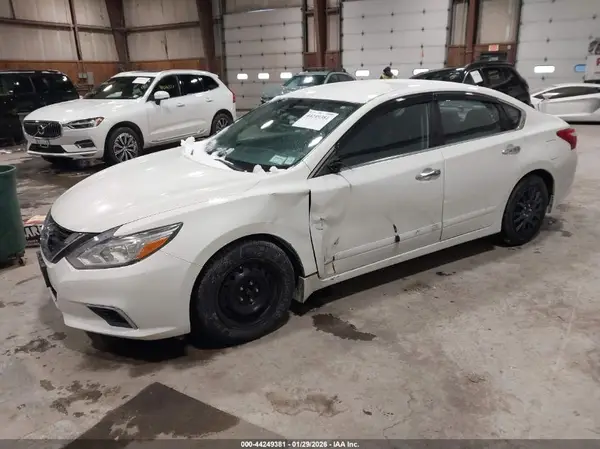 1N4AL3APXGC264561 2016 NISSAN ALTIMA - Image 2