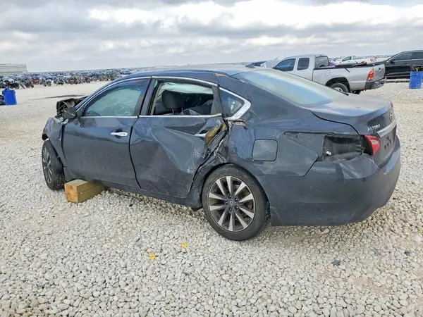 1N4AL3APXGC264818 2016 NISSAN ALTIMA - Image 2