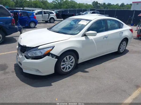 1N4AL3APXGC265404 2016 NISSAN ALTIMA - Image 2