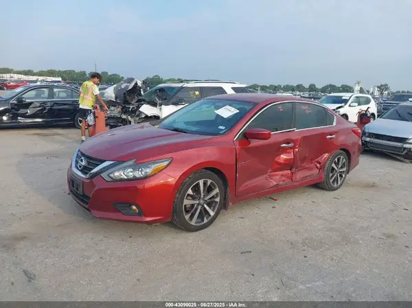 1N4AL3APXGC265757 2016 NISSAN ALTIMA - Image 2