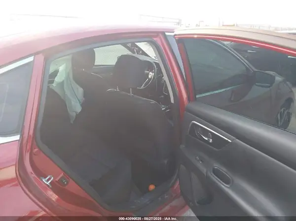1N4AL3APXGC265757 2016 NISSAN ALTIMA - Image 8