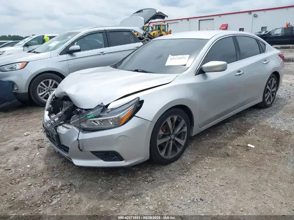 1N4AL3APXGC268612 2016 NISSAN ALTIMA - Image 2