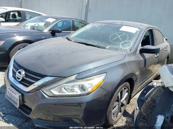 1N4AL3APXGC278878 2016 NISSAN ALTIMA - Image 2