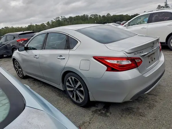 1N4AL3APXGC280596 2016 NISSAN ALTIMA - Image 2