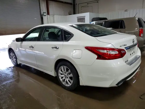 1N4AL3APXGC284504 2016 NISSAN ALTIMA - Image 2