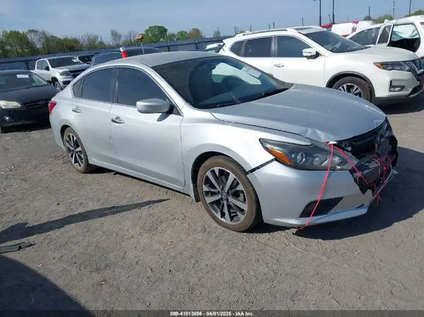1N4AL3APXGN323774 2016 NISSAN ALTIMA - Image 1
