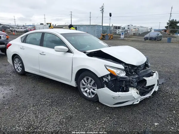 1N4AL3APXGN324830 2016 NISSAN ALTIMA - Image 1