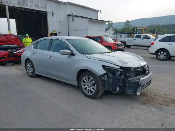 1N4AL3APXGN325136 2016 NISSAN ALTIMA - Image 1