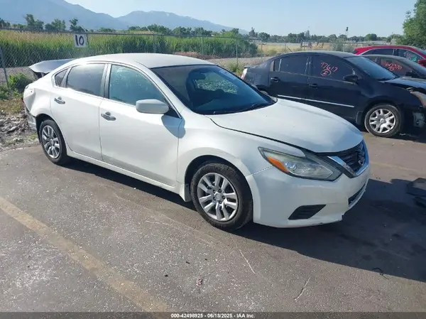 1N4AL3APXGN347055 2016 NISSAN ALTIMA - Image 1