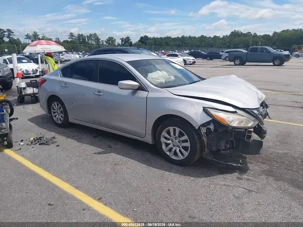 1N4AL3APXGN352272 2016 NISSAN ALTIMA - Image 1