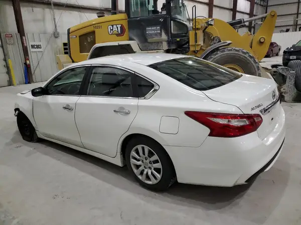 1N4AL3APXGN359576 2016 NISSAN ALTIMA - Image 2