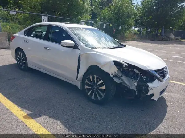 1N4AL3APXGN369461 2016 NISSAN ALTIMA - Image 1