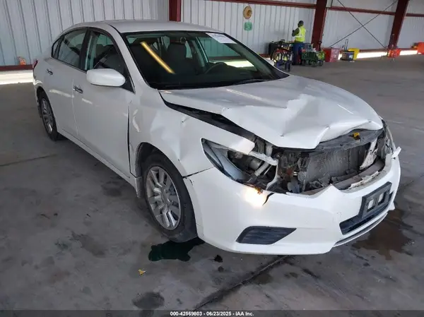 1N4AL3APXGN372862 2016 NISSAN ALTIMA - Image 1