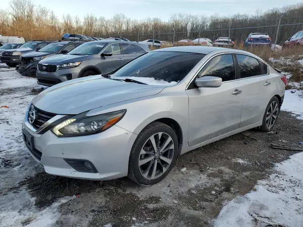 1N4AL3APXGN388415 2016 NISSAN ALTIMA - Image 1