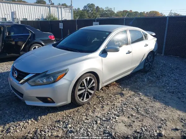 1N4AL3APXHC108991 2017 NISSAN ALTIMA - Image 2