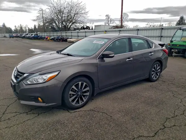 1N4AL3APXHC109493 2017 NISSAN ALTIMA - Image 1