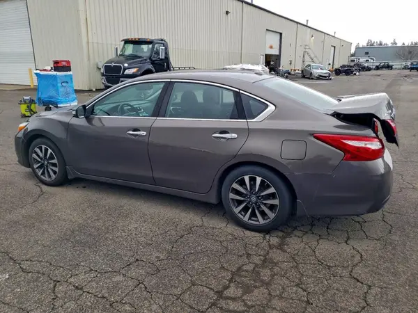 1N4AL3APXHC109493 2017 NISSAN ALTIMA - Image 2