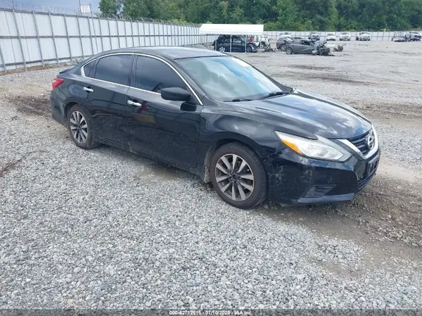 1N4AL3APXHC110823 2017 NISSAN ALTIMA - Image 1