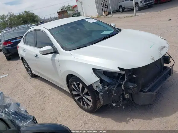 1N4AL3APXHC117206 2017 NISSAN ALTIMA - Image 1